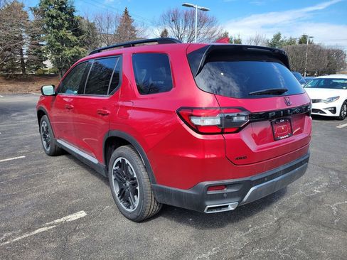 New 2026 Honda Pilot Touring image 8