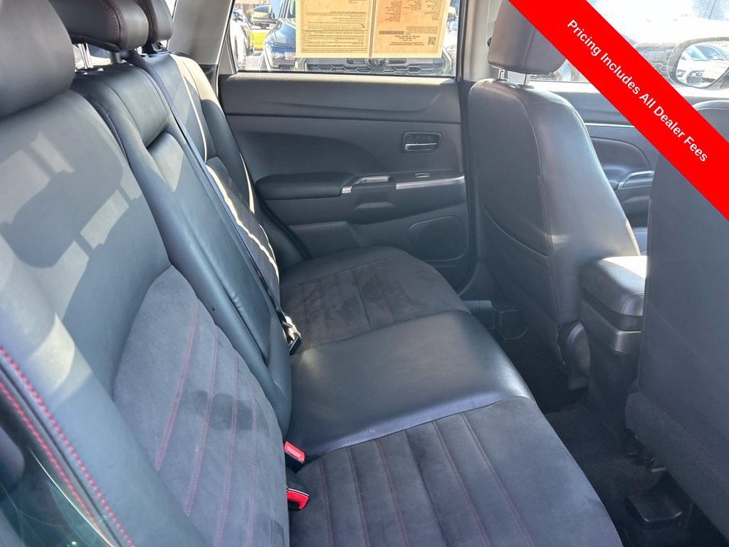 Used 2018 Mitsubishi Outlander Sport SE AWD/4WD image 17