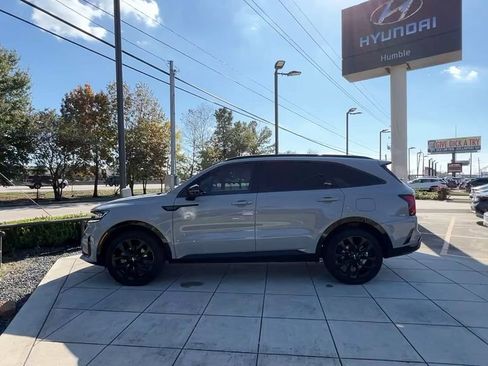 Used 2022 Kia Sorento SX image 3