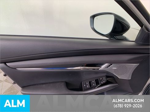 Used 2025 MAZDA MAZDA3 2.5 Turbo Sedan w/Premium Plus image 13