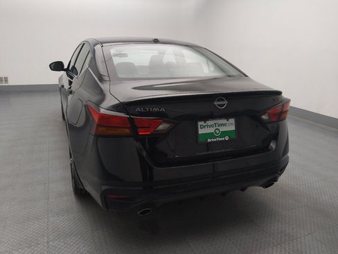 Used 2024 Nissan Altima 2.5 SR FWD image 6