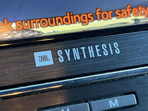 Used 2014 Toyota Avalon Limited image 28