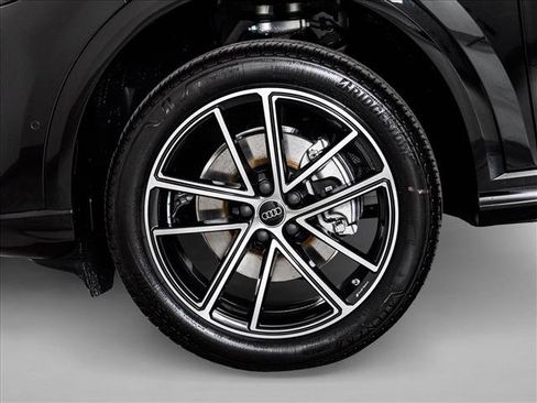 New 2026 Audi Q5 Premium Plus AWD/4WD image 25