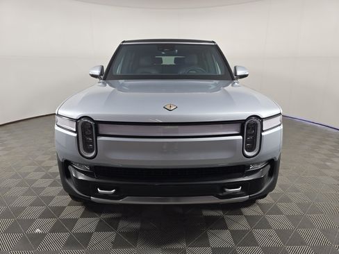 Used 2024 Rivian R1S Adventure AWD/4WD image 8