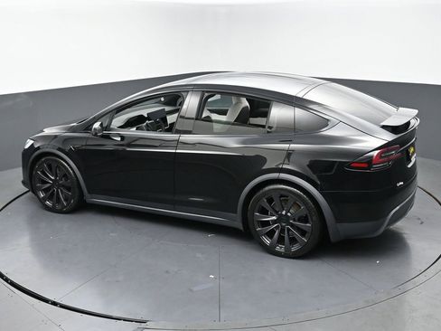 Used 2022 Tesla Model X Plaid image 45