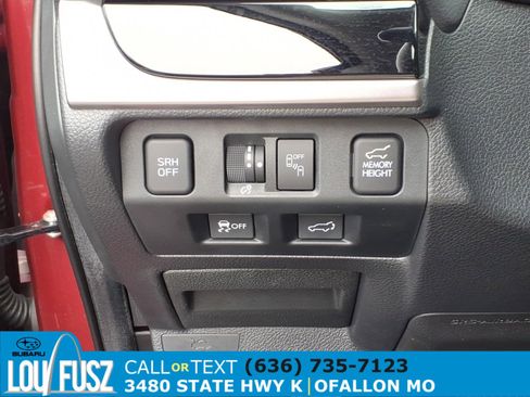 Used 2017 Subaru Forester 2.5i Touring AWD/4WD image 21