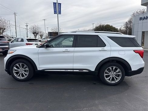 Used 2024 Ford Explorer Limited image 2