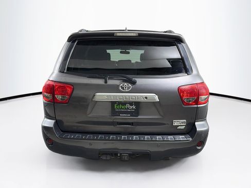 Used 2014 Toyota Sequoia Platinum AWD/4WD image 7