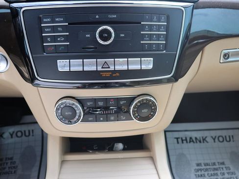 Used 2017 Mercedes-Benz GLS 450 450 4MATIC w/ Premium Package image 29