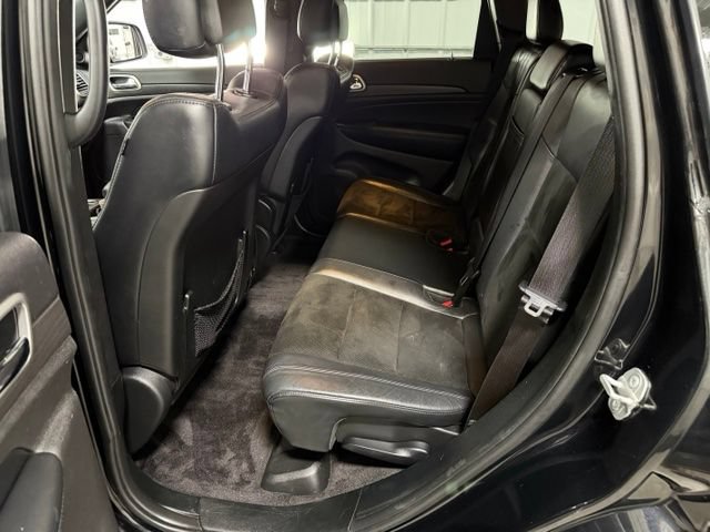 Used 2018 Jeep Grand Cherokee Altitude AWD/4WD image 8