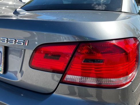 Used 2008 BMW 335i Convertible image 8