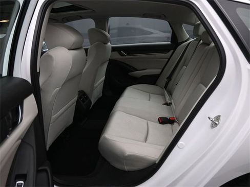 Used 2018 Honda Accord EX image 35