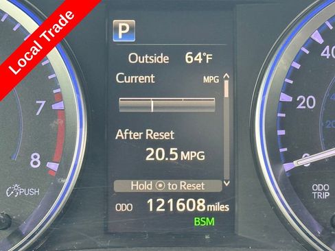 Used 2018 Toyota Highlander XLE image 3