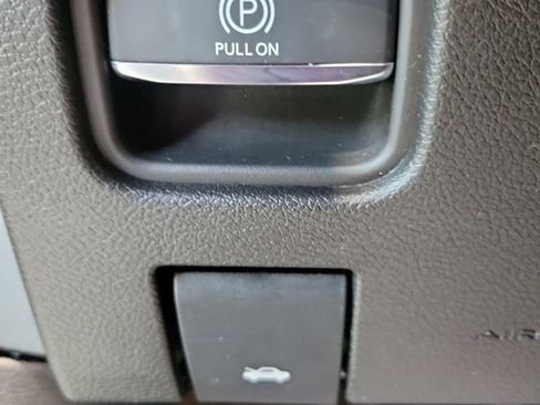 Used 2023 Jeep Grand Cherokee Altitude image 35