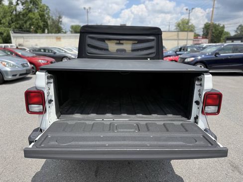 Used 2020 Jeep Gladiator Sport w/ Quick Order Package 24S AWD/4WD image 20