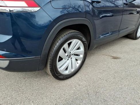 Used 2022 Volkswagen Atlas Cross Sport SE w/ Panoramic Sunroof Package image 9