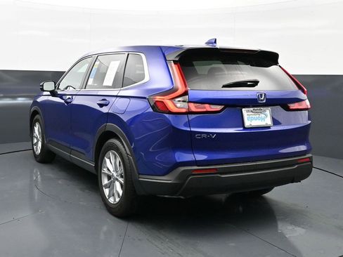 Used 2025 Honda CR-V EX image 5
