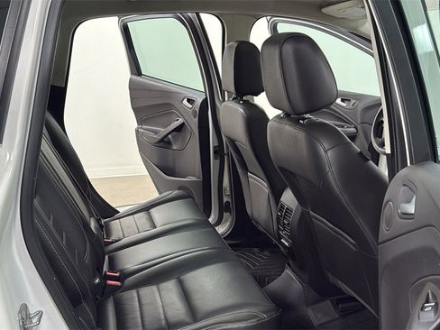 Used 2015 Ford C-MAX SEL w/ Equipment Group 302A image 17