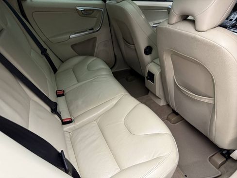 Used 2012 Volvo XC60 3.2 Premier Plus AWD/4WD image 25