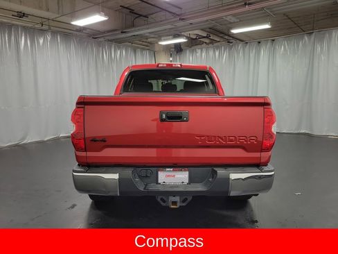Used 2015 Toyota Tundra SR5 w/ SR5 Upgrade Package AWD/4WD image 7