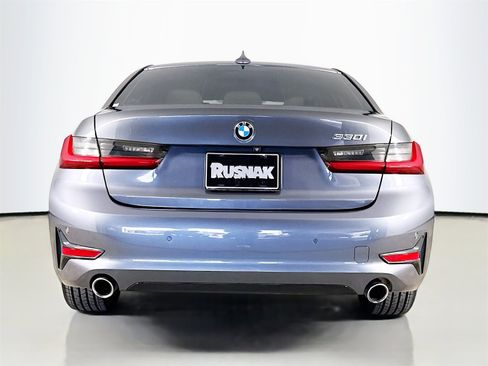 Used 2021 BMW 330i Sedan w/ Premium Package image 6