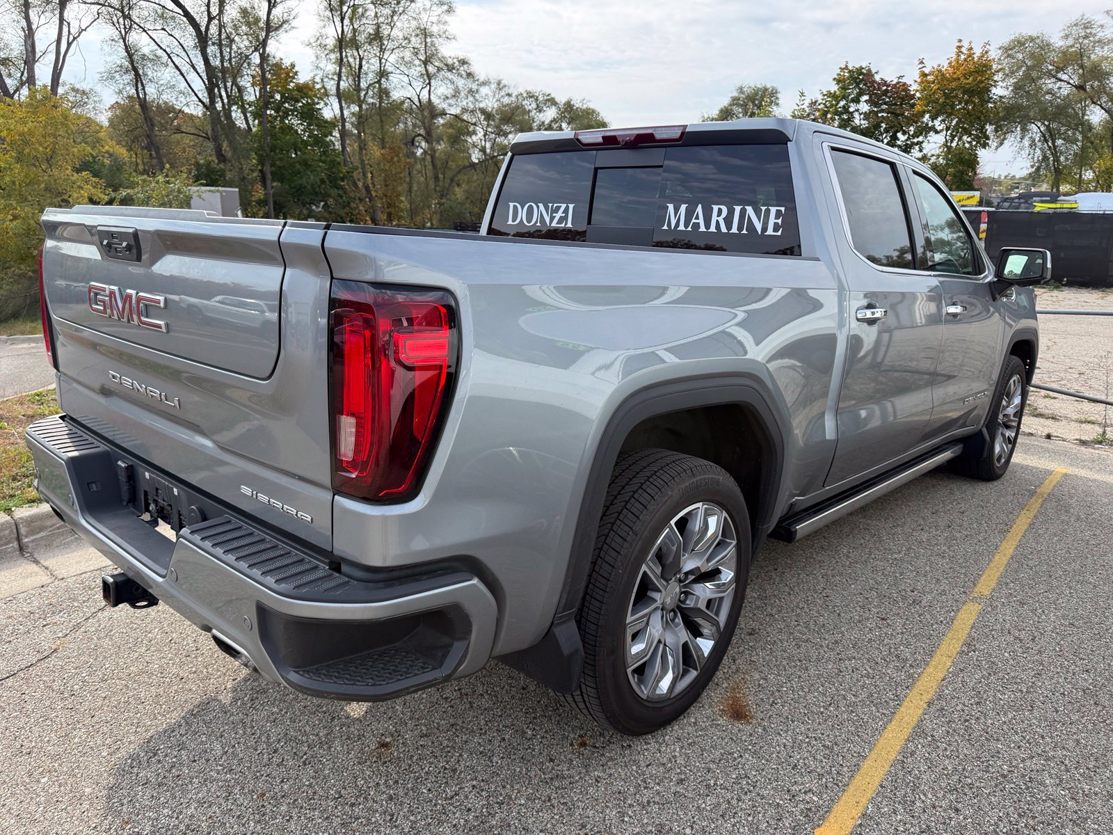 Used 2024 GMC Sierra 1500 Denali w/ Denali Reserve Package AWD/4WD image 2