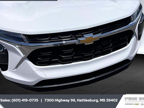 Used 2026 Chevrolet Trax LS w/ LS Convenience Package FWD image 22