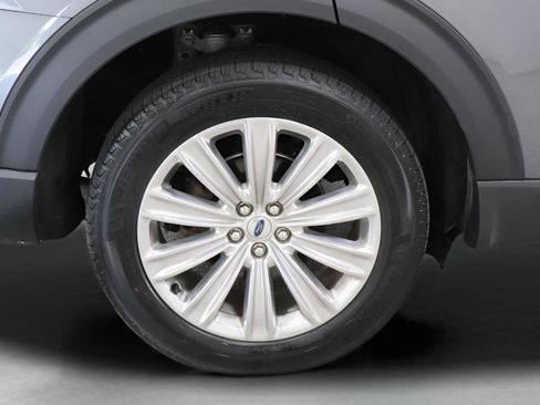 Used 2025 Ford Explorer Platinum w/ LUX Leather Package AWD/4WD image 28