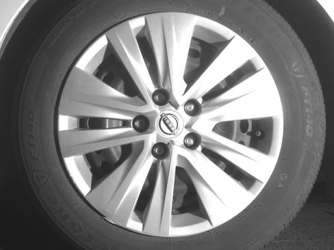 Used 2025 Nissan Sentra S FWD image 12