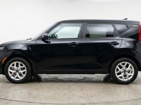 Used 2025 Kia Soul LX w/ LX Technology Package FWD image 5