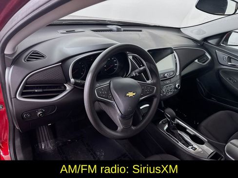 Used 2024 Chevrolet Malibu LT image 14