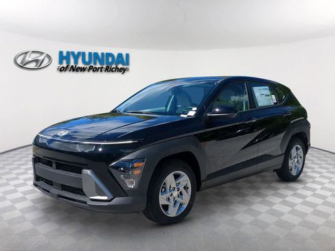 New 2026 Hyundai Kona SE FWD image 1