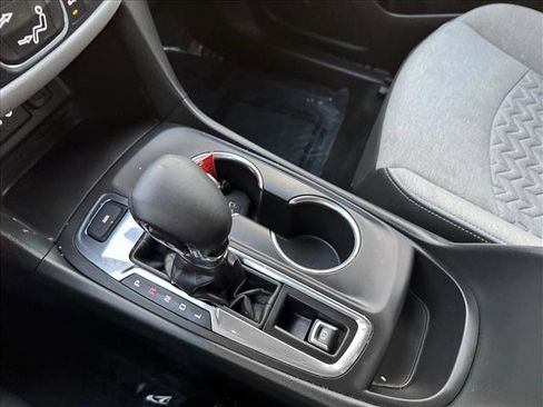 Used 2024 Chevrolet Equinox LS image 16