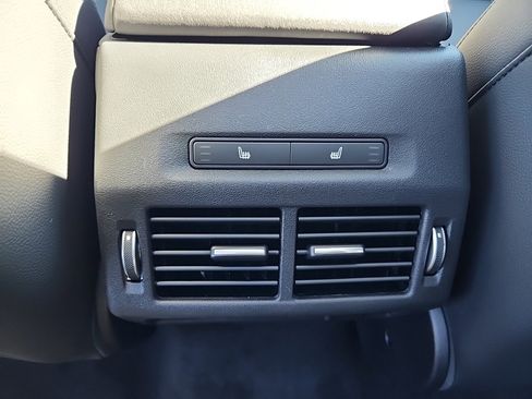 Certified 2025 Land Rover Discovery Sport S image 26