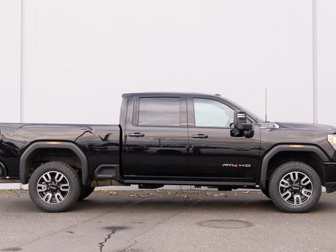 Used 2022 GMC Sierra 3500 AT4 image 31