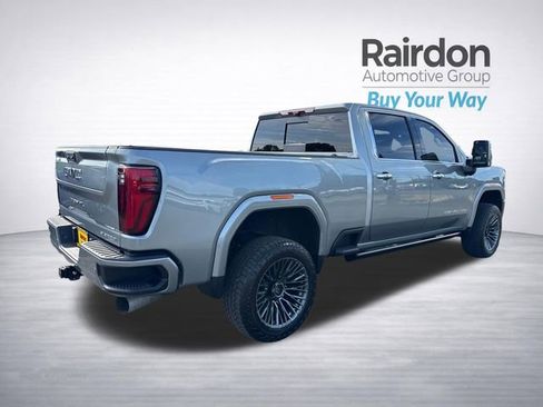 Used 2024 GMC Sierra 3500 Denali Ultimate AWD/4WD image 7