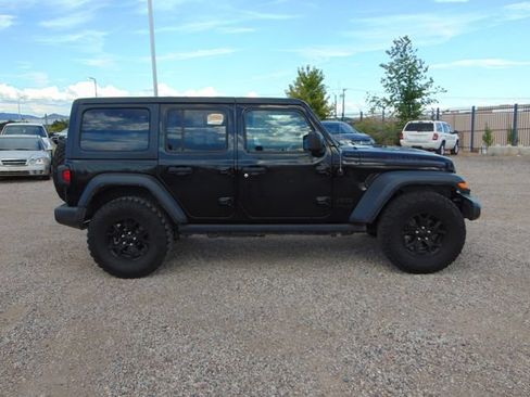 Used 2022 Jeep Wrangler Unlimited Sport AWD/4WD image 3