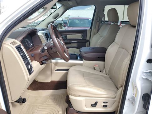 Used 2018 RAM 2500 Laramie image 11