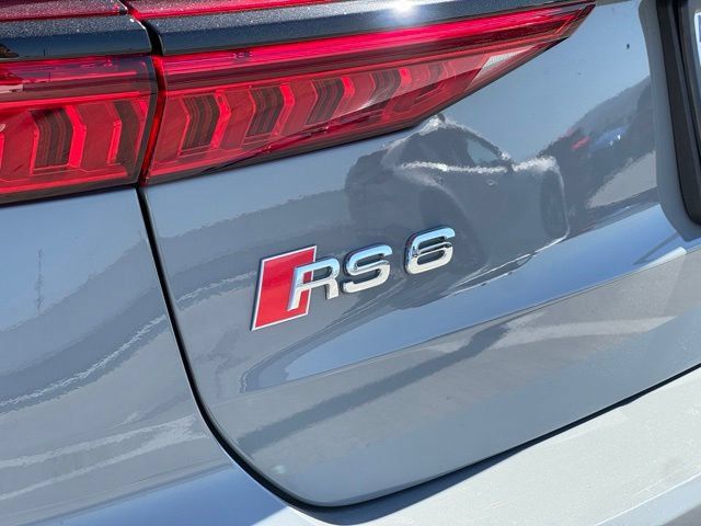 Used 2025 Audi RS 6 performance w/ Matte Carbon Package AWD/4WD image 23