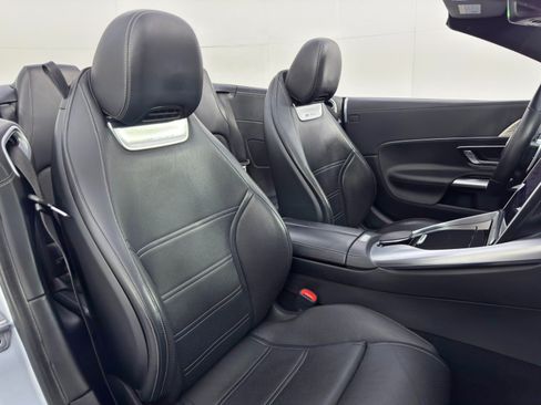 Used 2022 Mercedes-Benz SL 55 AMG 4MATIC image 40