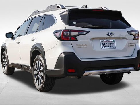 Used 2025 Subaru Outback Touring XT AWD/4WD image 7