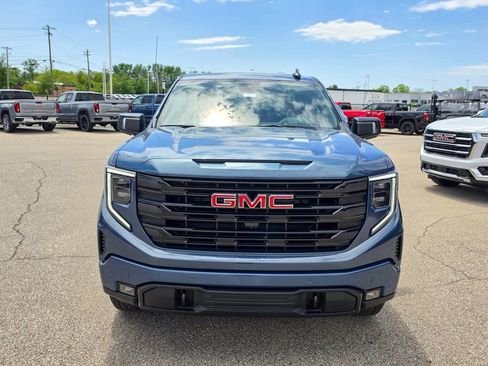 New 2026 GMC Sierra 1500 Elevation w/ Elevation Premium Package AWD/4WD image 29