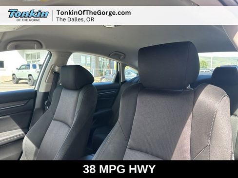 Used 2019 Honda Accord LX image 13