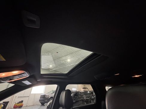 Used 2017 Dodge Durango GT w/ Premium Group image 32