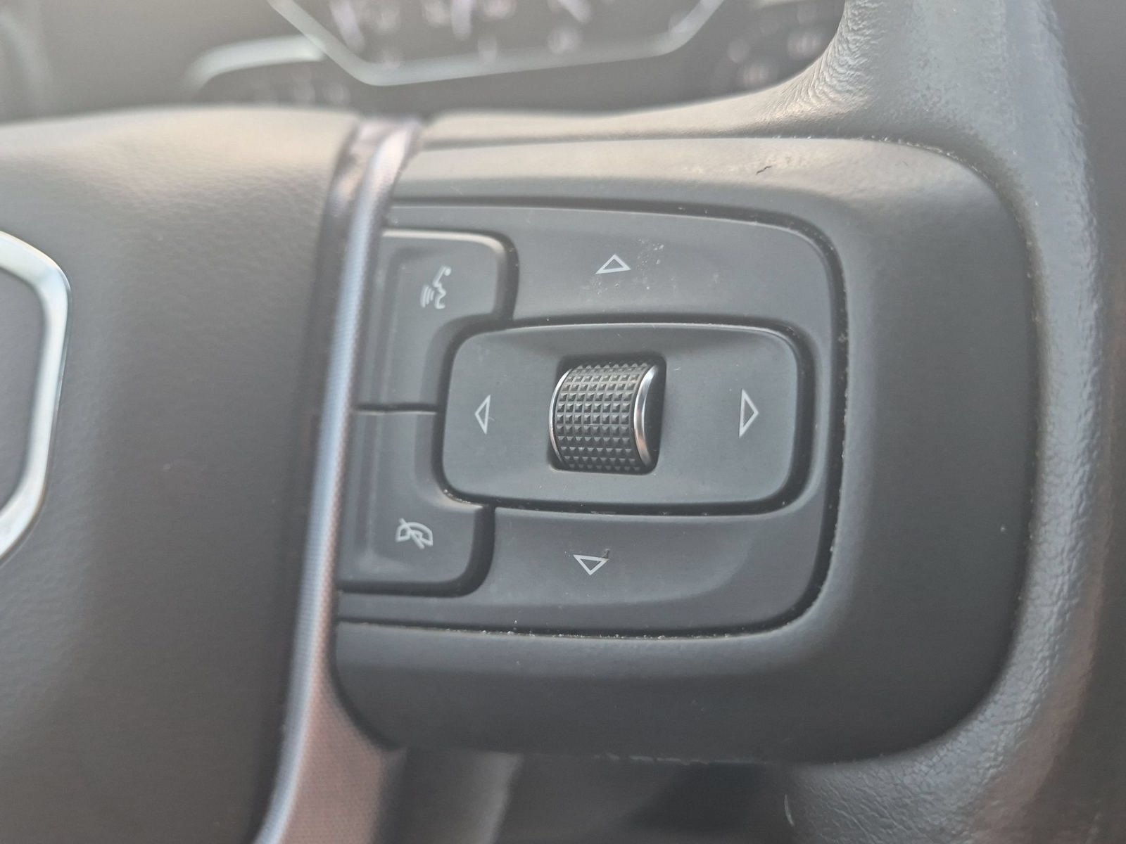 Used 2020 GMC Sierra 1500 SLT w/ SLT Premium Plus Package AWD/4WD image 14