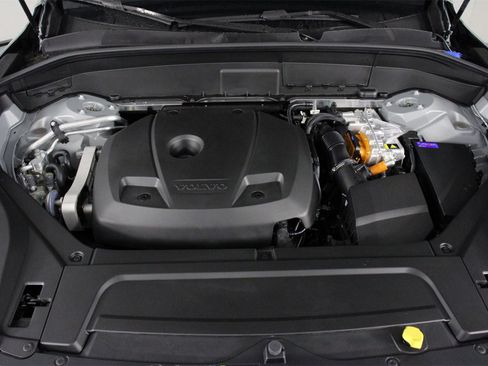 New 2026 Volvo XC90 T8 Plus image 12