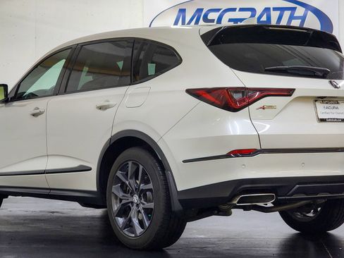 Used 2023 Acura MDX A-Spec image 10