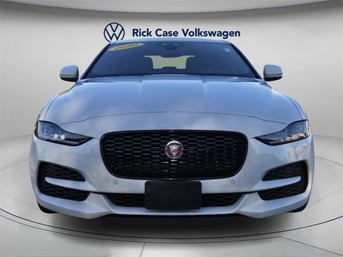 Used 2020 Jaguar XE S image 5