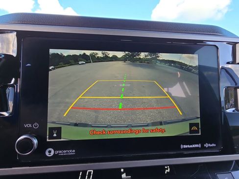 Used 2022 Toyota Tundra SR5 w/ SR5 Convenience Package image 25