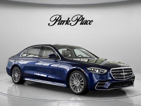 New 2026 Mercedes-Benz S 580 4MATIC Sedan image 32